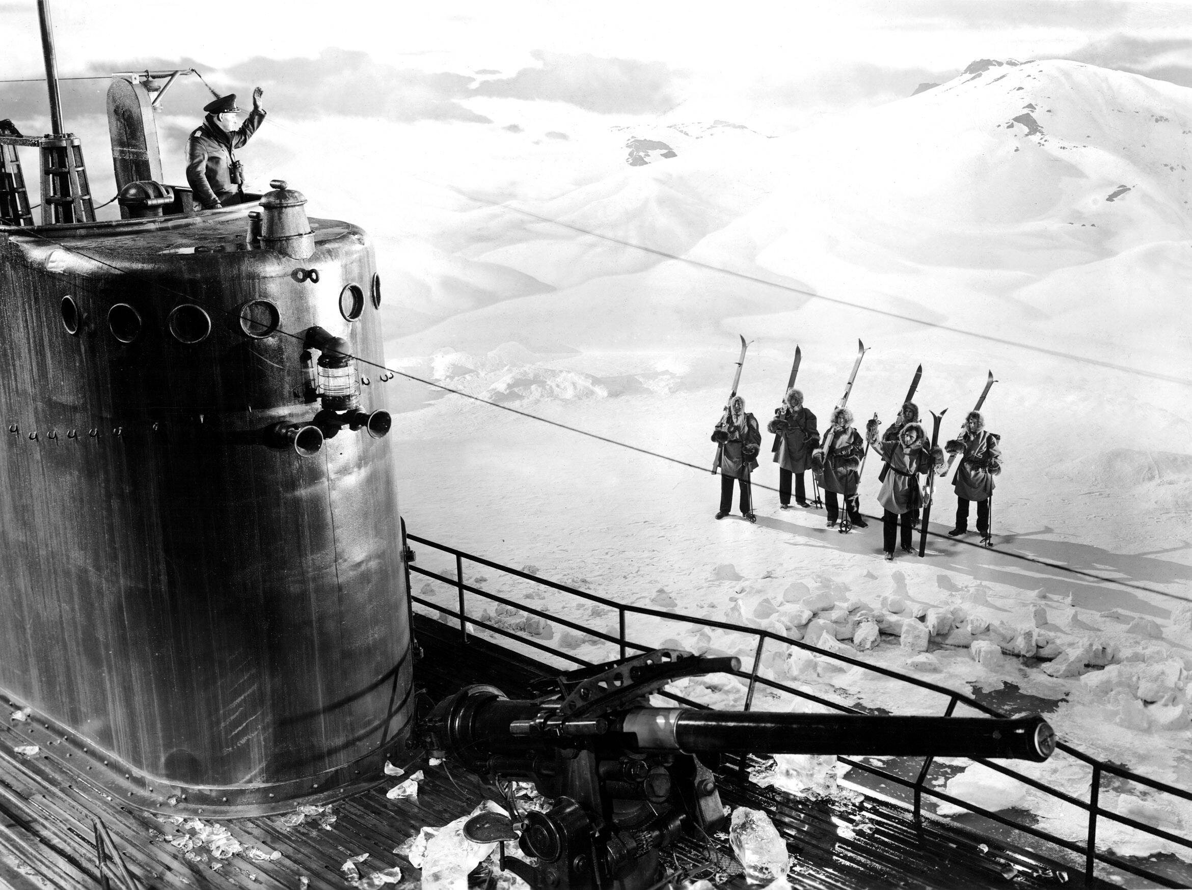 Hitlers Flucht-U-Boot entdeckt? Mysteriöses U-Boot Wrack vor Argentiniens Küste freigespühlt