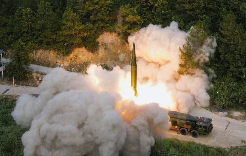 Putin verlegt Atomwaffen an NATO-Grenze! Schickt Putin russische Atomwaffen an die finnische Grenze?