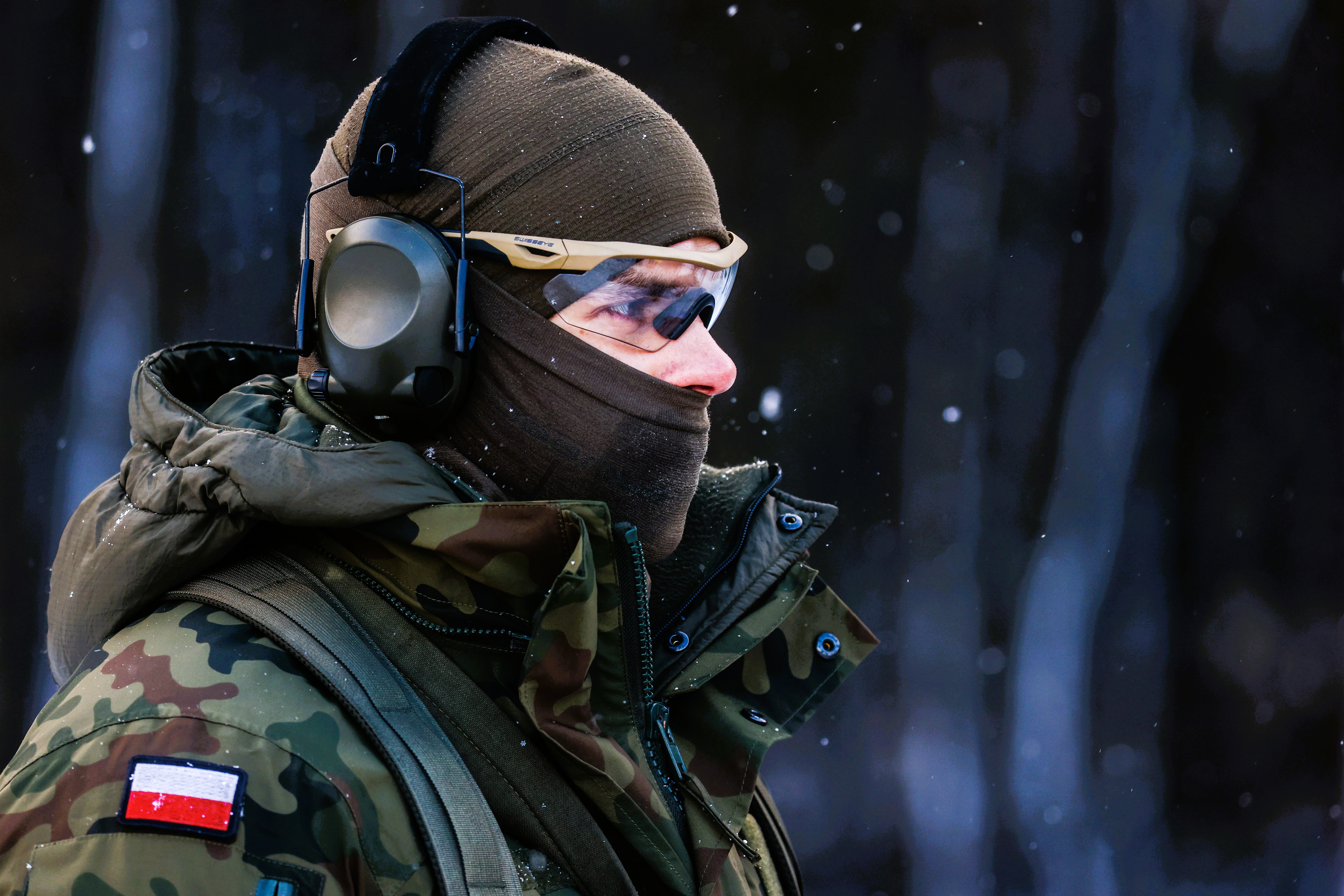 Polen warnt vor russischem Angriff und kündigt Bau von Schützengräben und Panzersperren an!