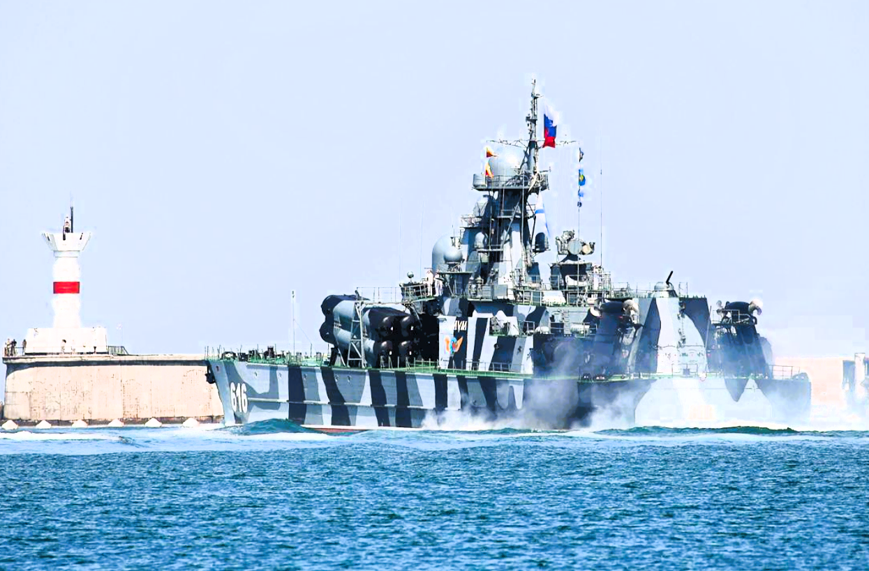 Partisanen entdecken Putins Kriegsschiffe auf der Krim - Alarm im Kreml, Ukraine plant Versenkung!