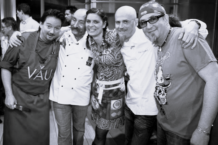 Deutscher TV-Koch überfallen und verletzt - Täter schlugen brutal auf ihn ein!