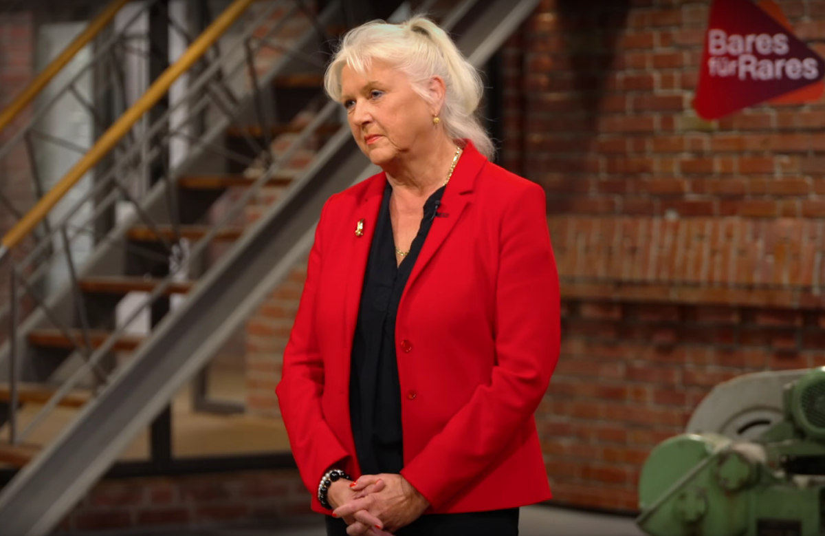 Bares für Rares-Schock: Händler Julian stoppt Kandidatin – sie akzeptiert weit unter Wunschpreis