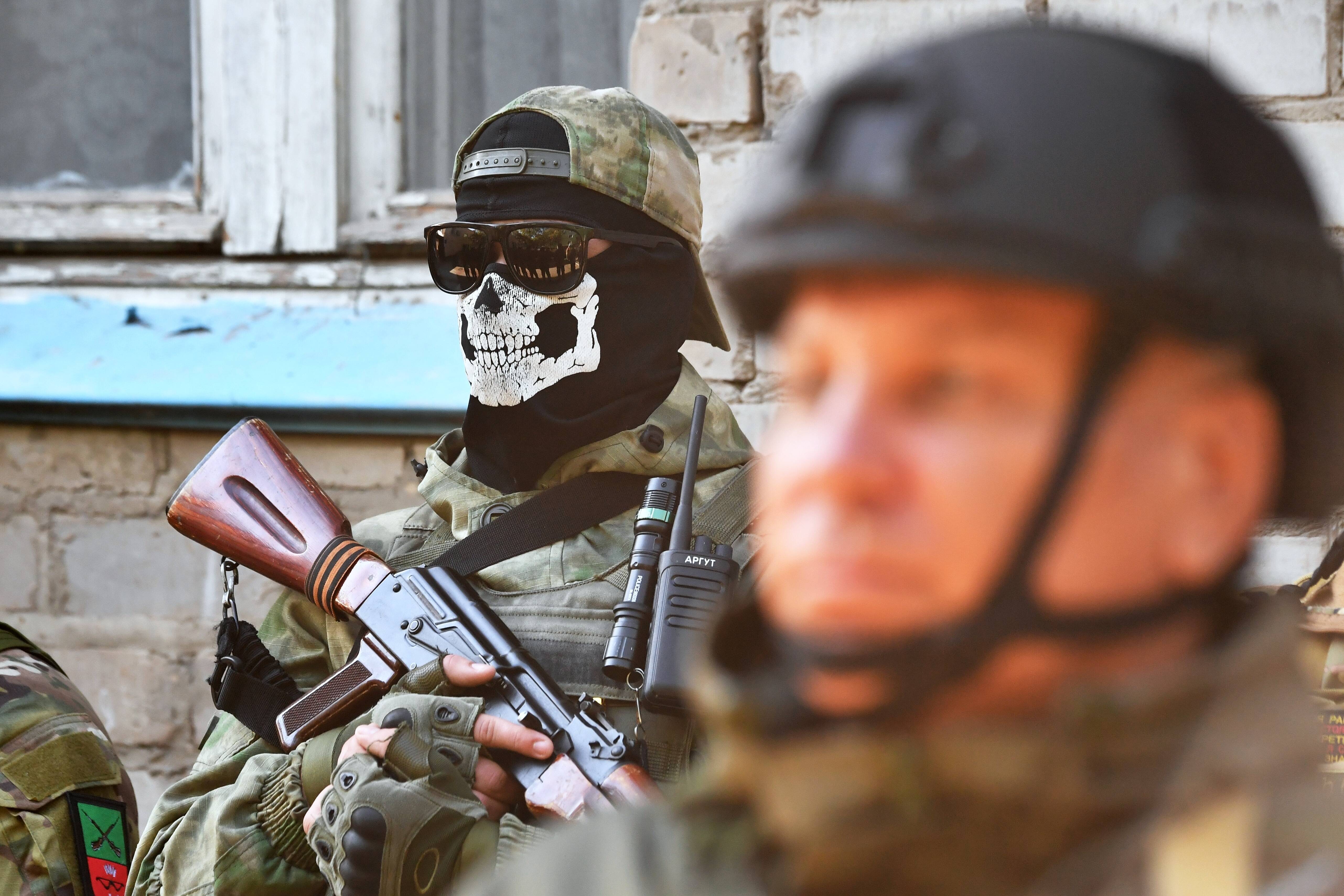 Nordkorea rüstet Wagner-Söldner mit Waffen aus! Schlacht um Bachmut tobt mit nordkoreanischen Waffen!
