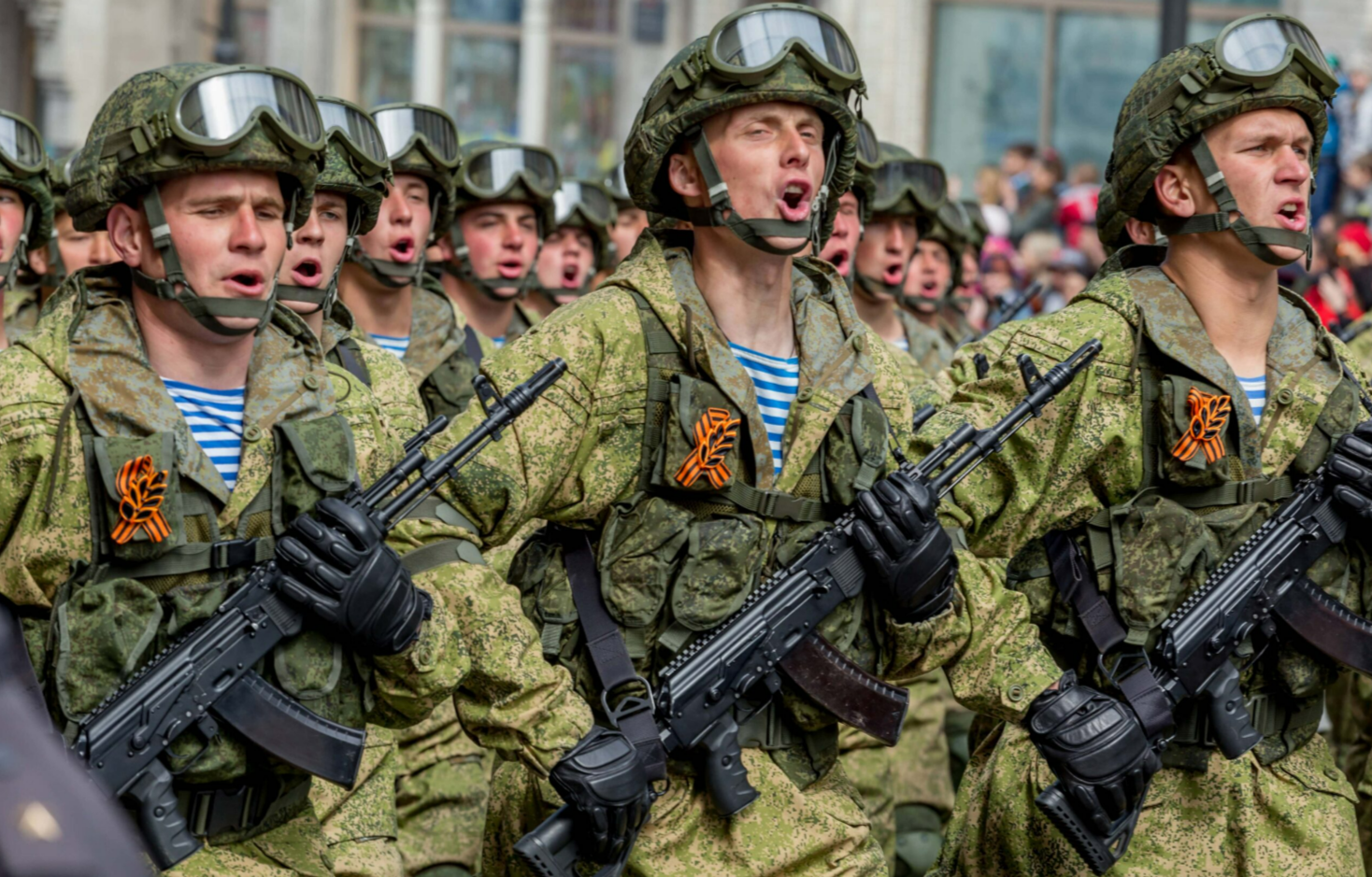 Putin baut riesen Armee! Neuer Millionen-Plan des Kremls - Russland will Streitkräfte enorm aufstocken