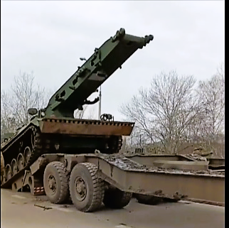 Video von deutschem Spezialpanzer an der Ukraine-Front aufgetaucht! Seltenes Bildmaterial überrascht Experten!