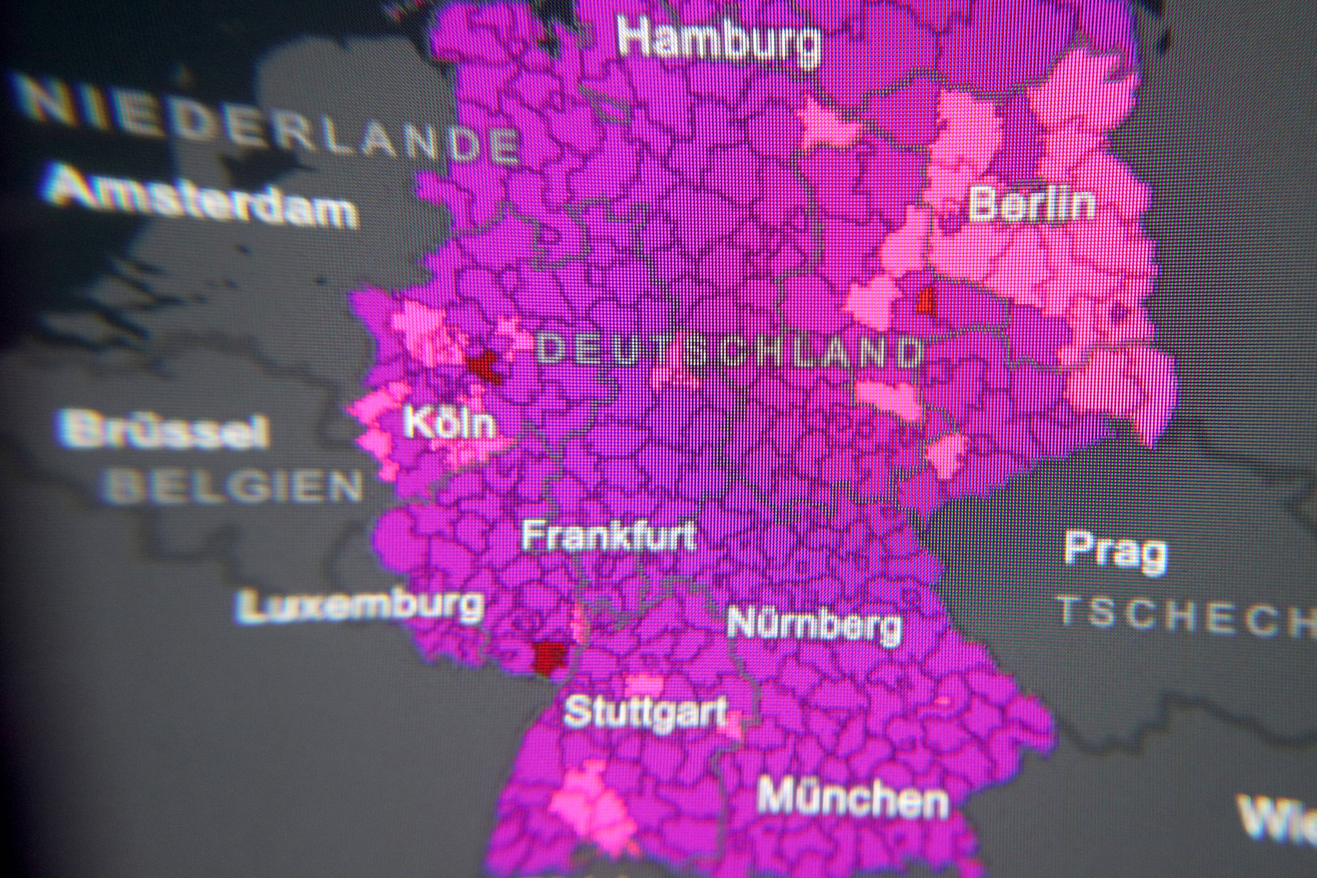 Neues Corona-Symptom! Achten Sie unbedingt auf diese neuen Anzeichen - es ist keine Erkältung!