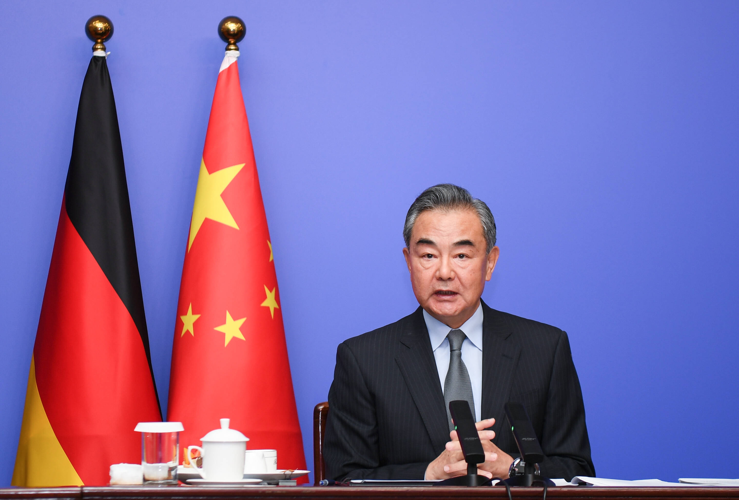 Jetzt greift China ein! Waffenlieferungen an Russland? US-Außenminister blinken warnt vor "doppeltem Spiel" der Chinesen!