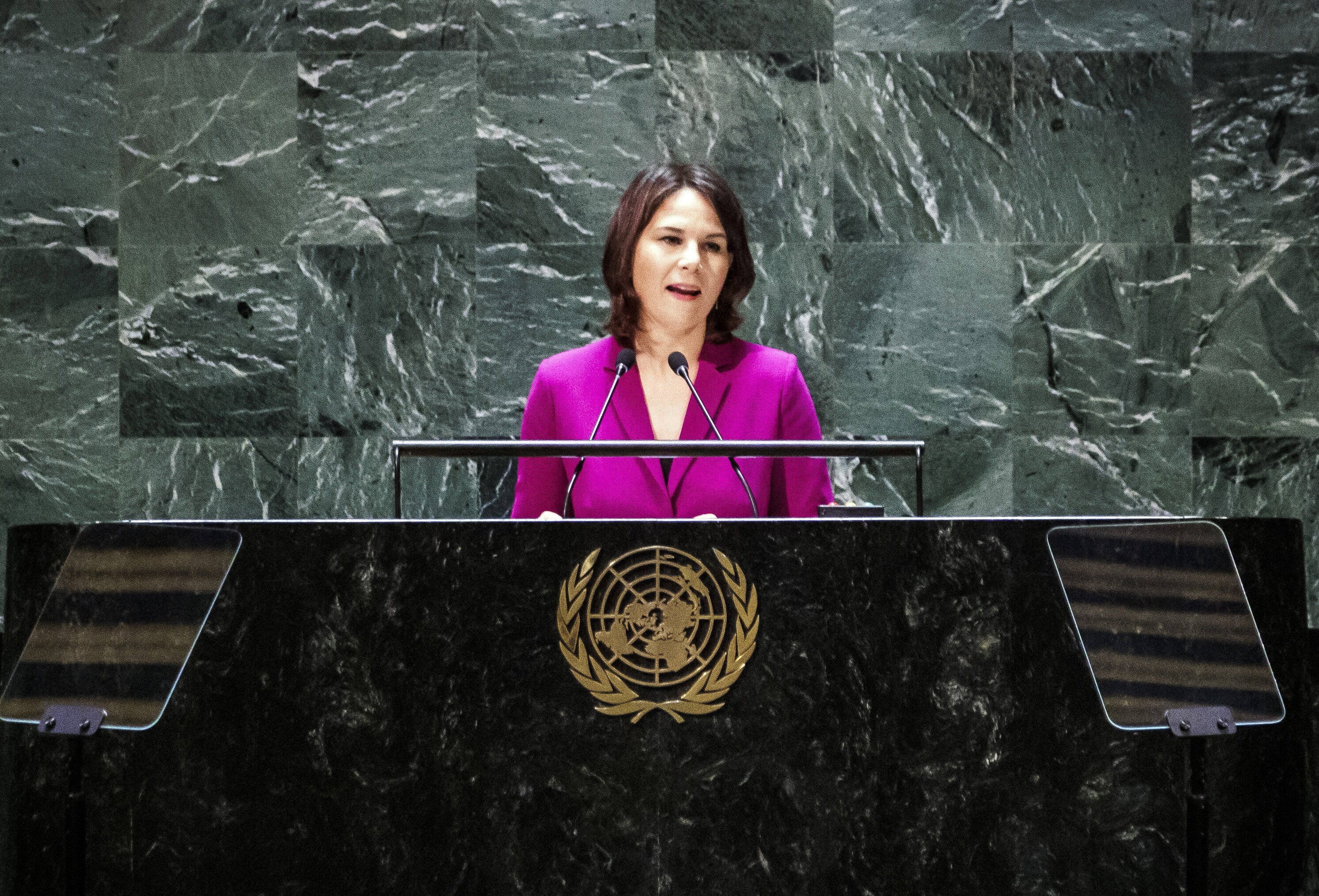 Annalena Baerbock: Flammender Appell an Putin! Sie warnt Russland vor Bruch des Atomabkommens!