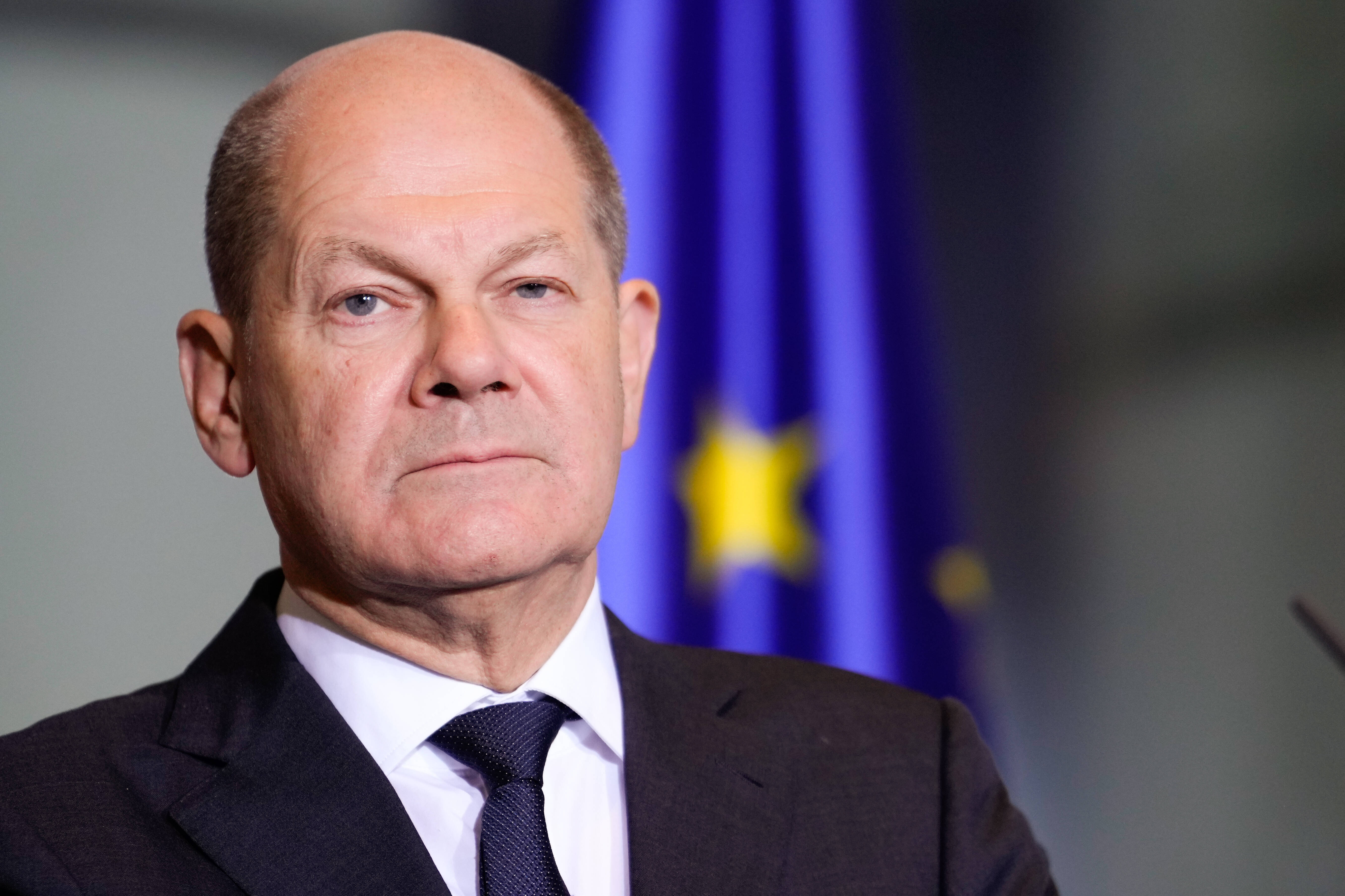 Ohrfeige für den Bundeskanzler! Merz greift Scholz heftig an! „Führt der Kanzler die Ampel noch?“ 