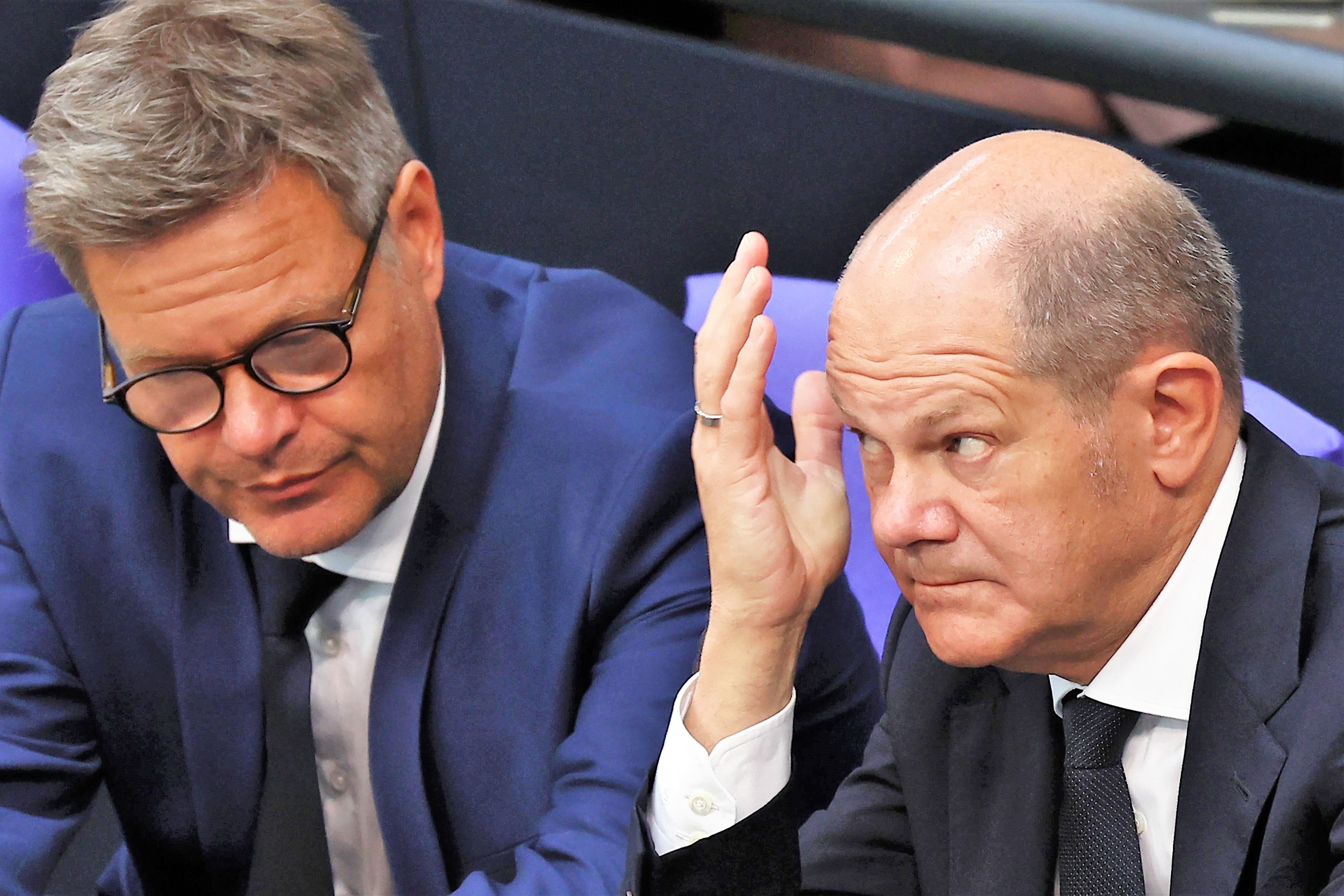 Umfrage-Hammer für die Ampel! Bundesregierung droht das Aus! Mehrheit der Deutschen gegen die Ampel
