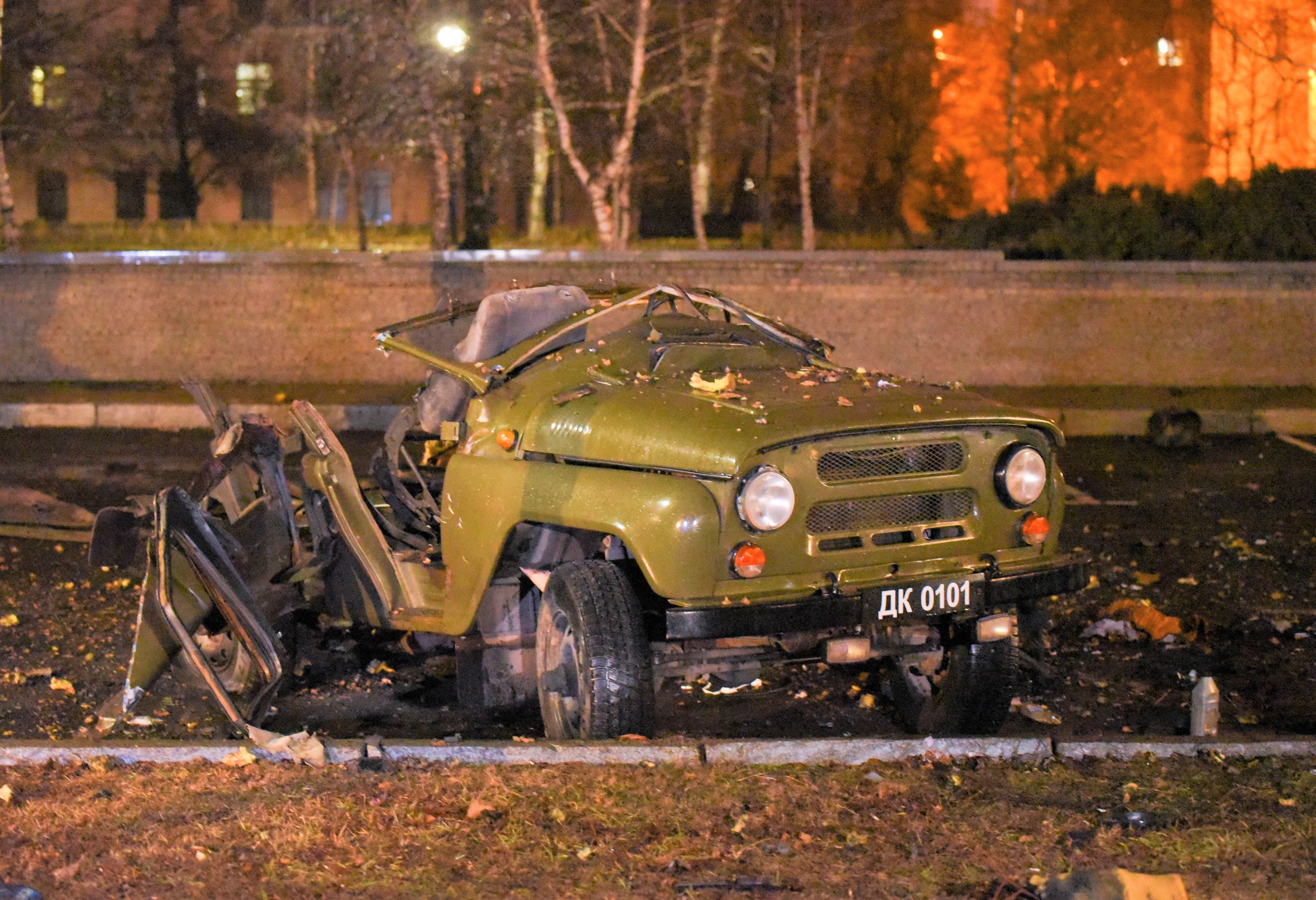 Autobombe! Anschlag auf Putin Freund!  Russischer Nationalist schwer verletzt - Sein Fahrer wurde getötet!