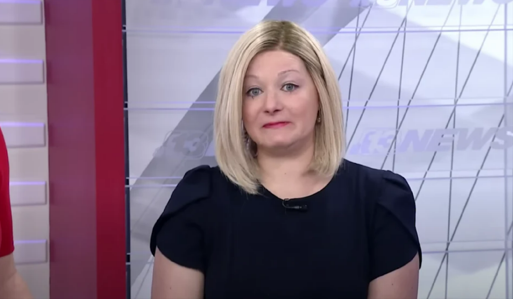 TV-Moderatorin bricht live in Tränen aus nach Brustkrebs-Diagnose im TV!