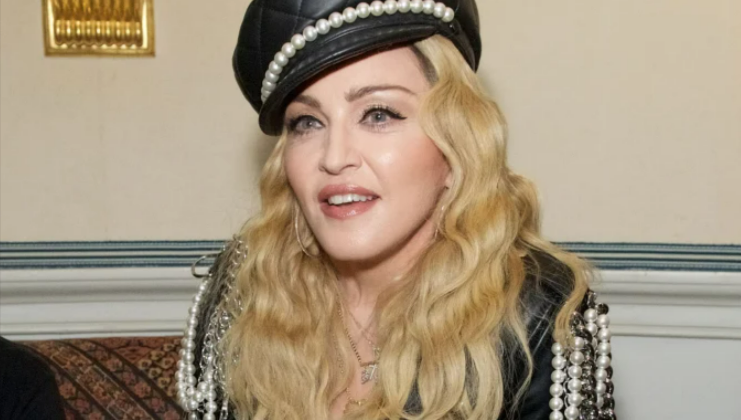 Mega-Star Madonna bewusstlos aufgefunden! Intensivstation - große Sorge um die Pop-Ikone!