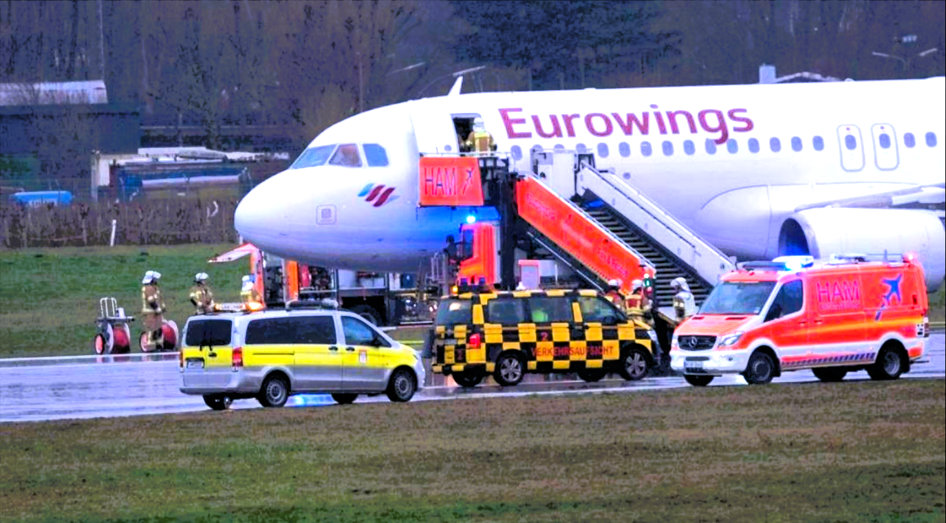 Eurowings-Maschine verunglückt! Reifen platz während der Landung - Großeinsatz der Feuerwehr am Flughafen