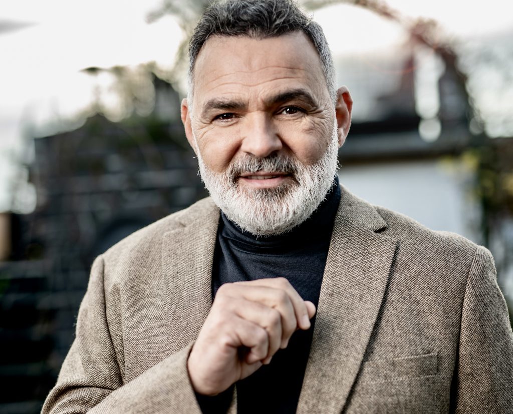 Trauer um bekannten Serienstar "Marienhof" - Mit 61 Jahren an Krebs gestorben